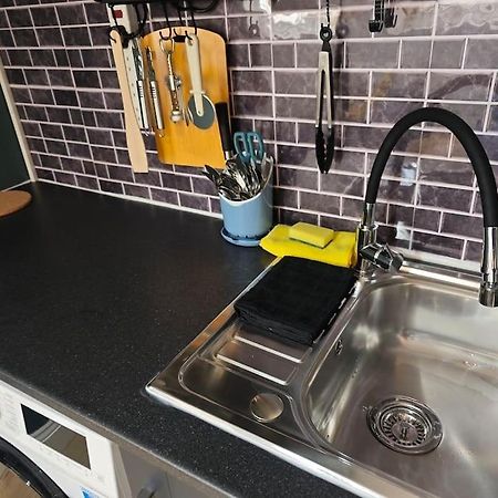 Апартаменты New Studio Flat In Old Street - Zone 1 Лондон Экстерьер фото