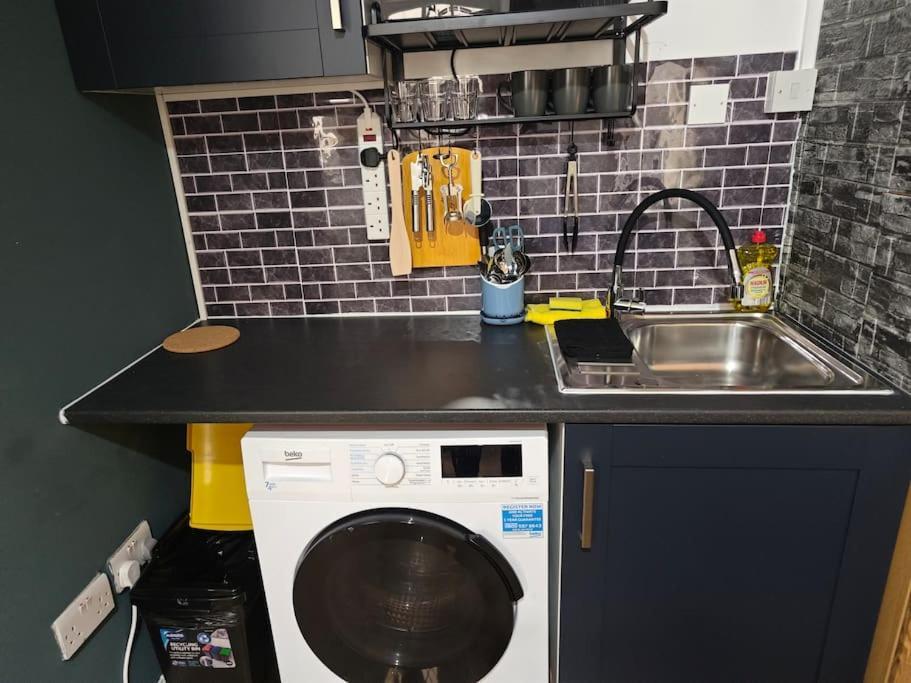 Апартаменты New Studio Flat In Old Street - Zone 1 Лондон Экстерьер фото