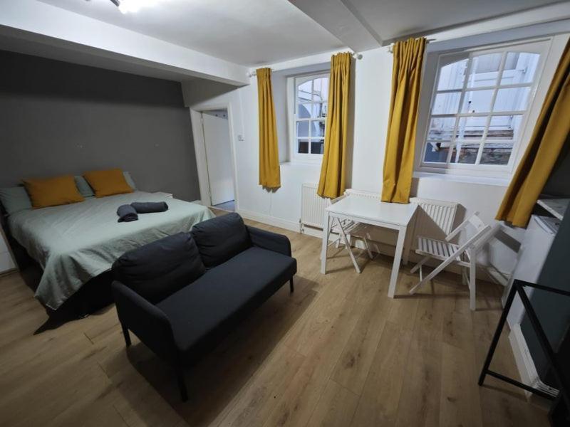 Апартаменты New Studio Flat In Old Street - Zone 1 Лондон Экстерьер фото